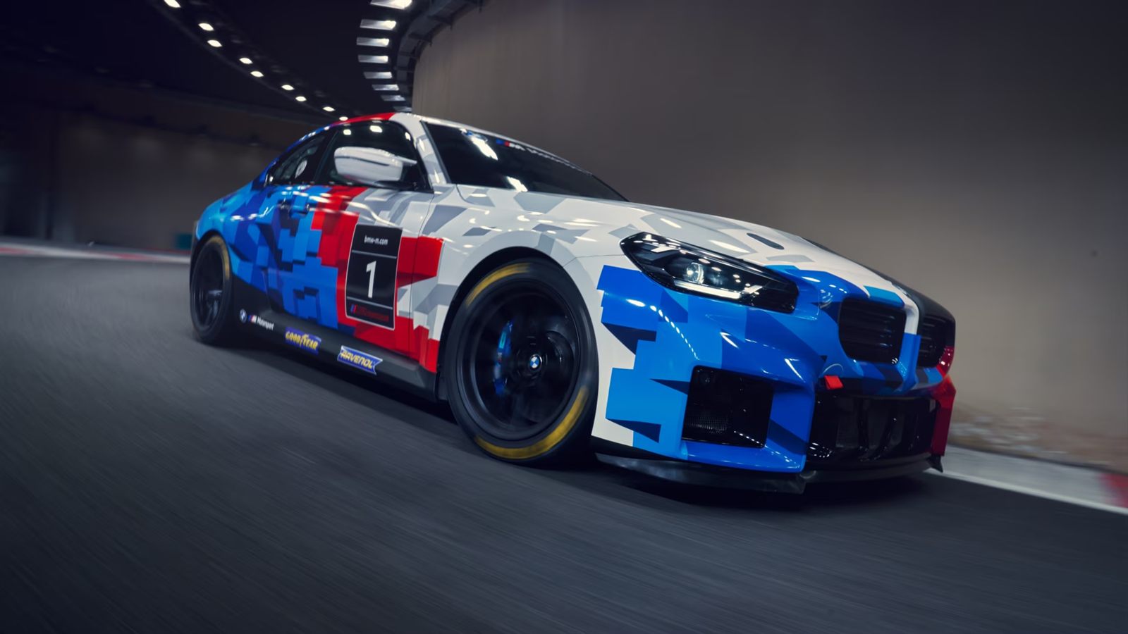 Front of the new-generation BMW M2 Racing